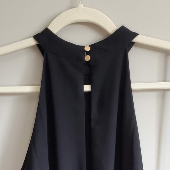 Black Dress - Picture 4 of 6